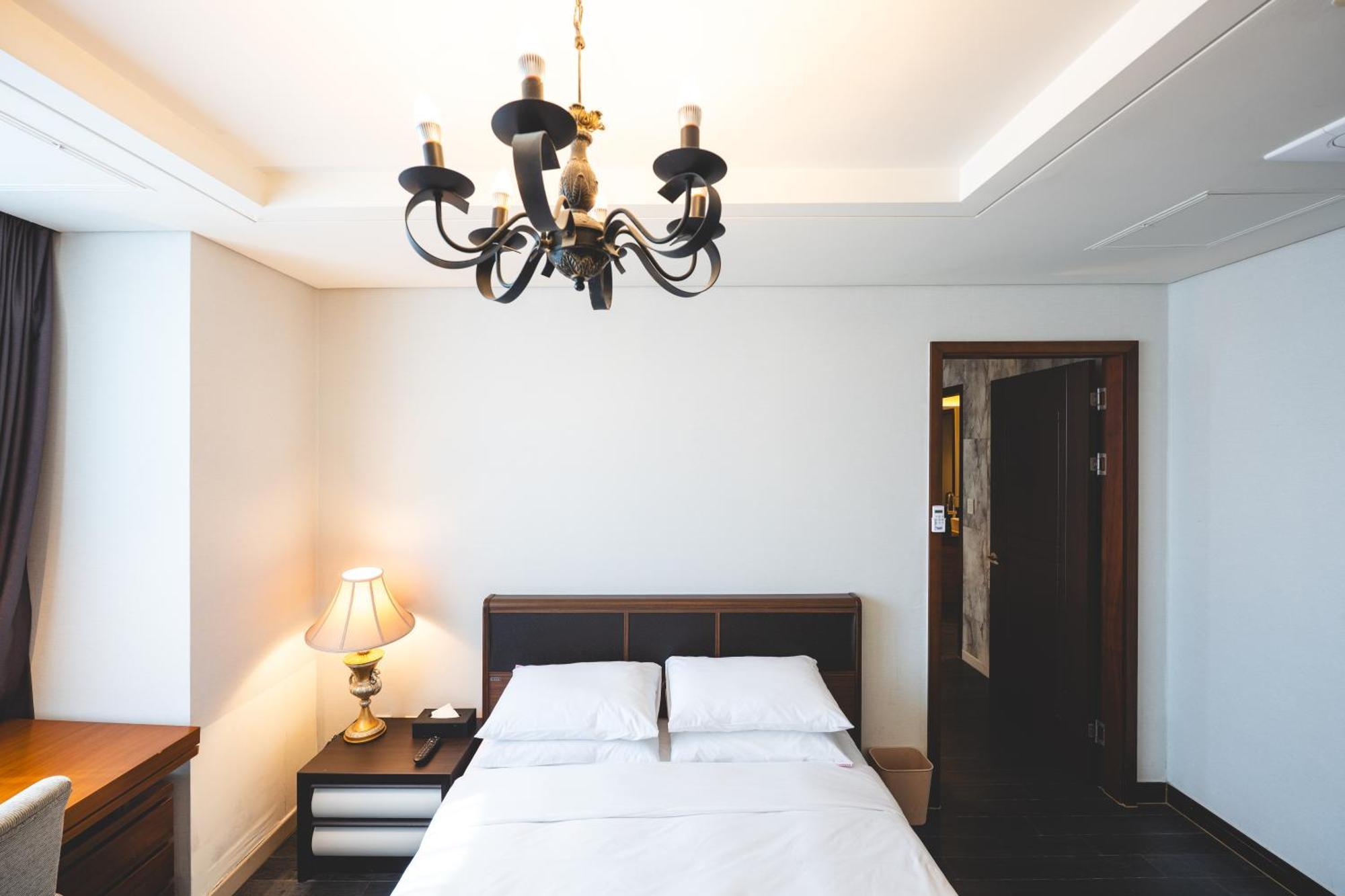Sunset Hotel Busan Phòng bức ảnh