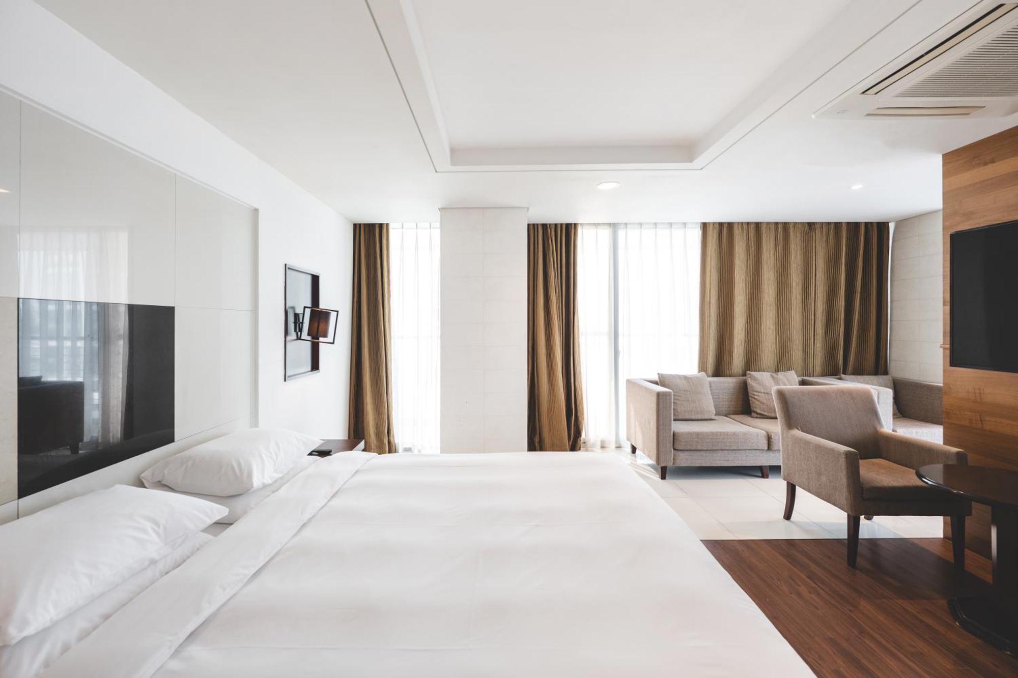 Sunset Hotel Busan Phòng bức ảnh
