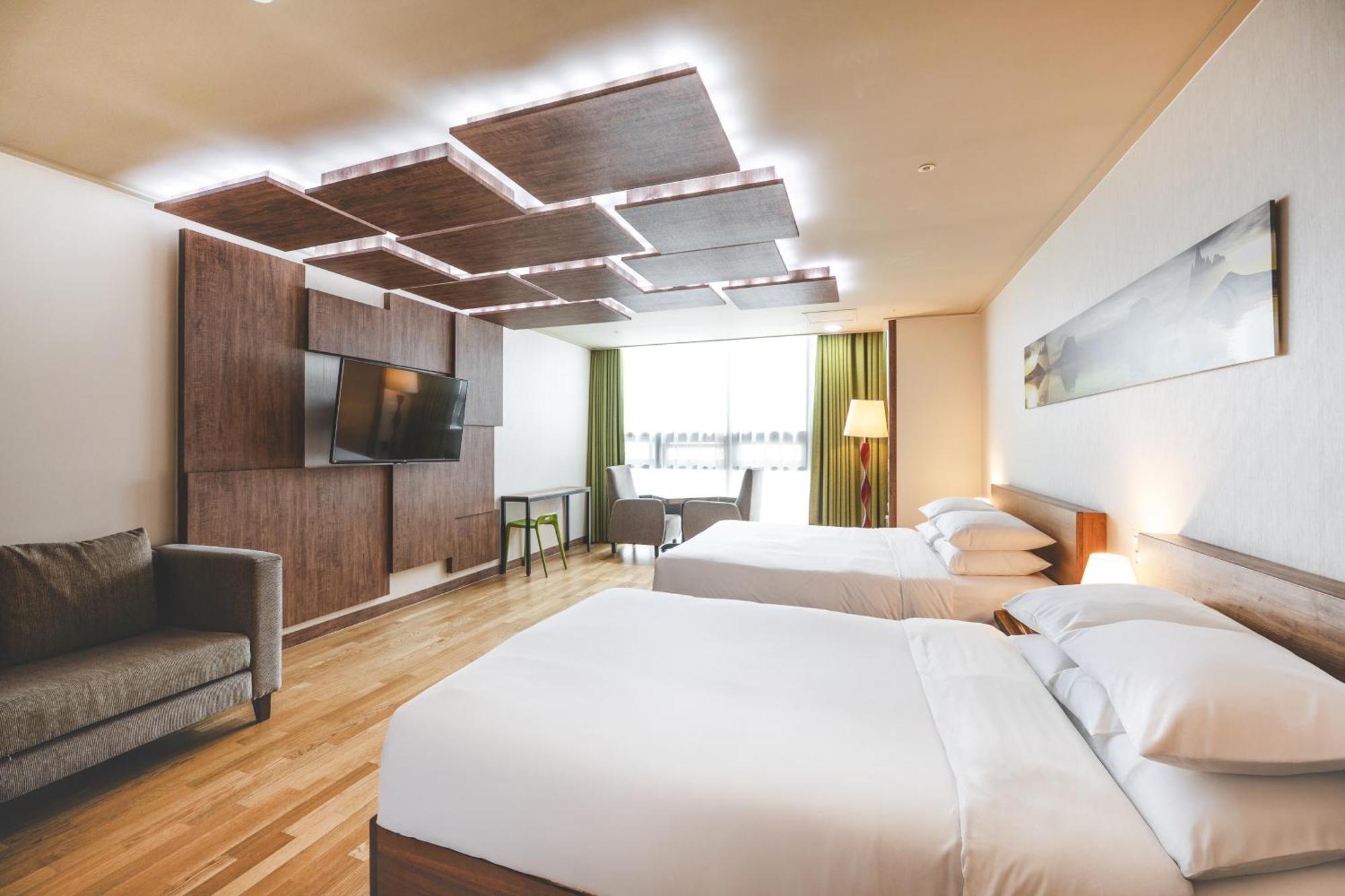 Sunset Hotel Busan Phòng bức ảnh